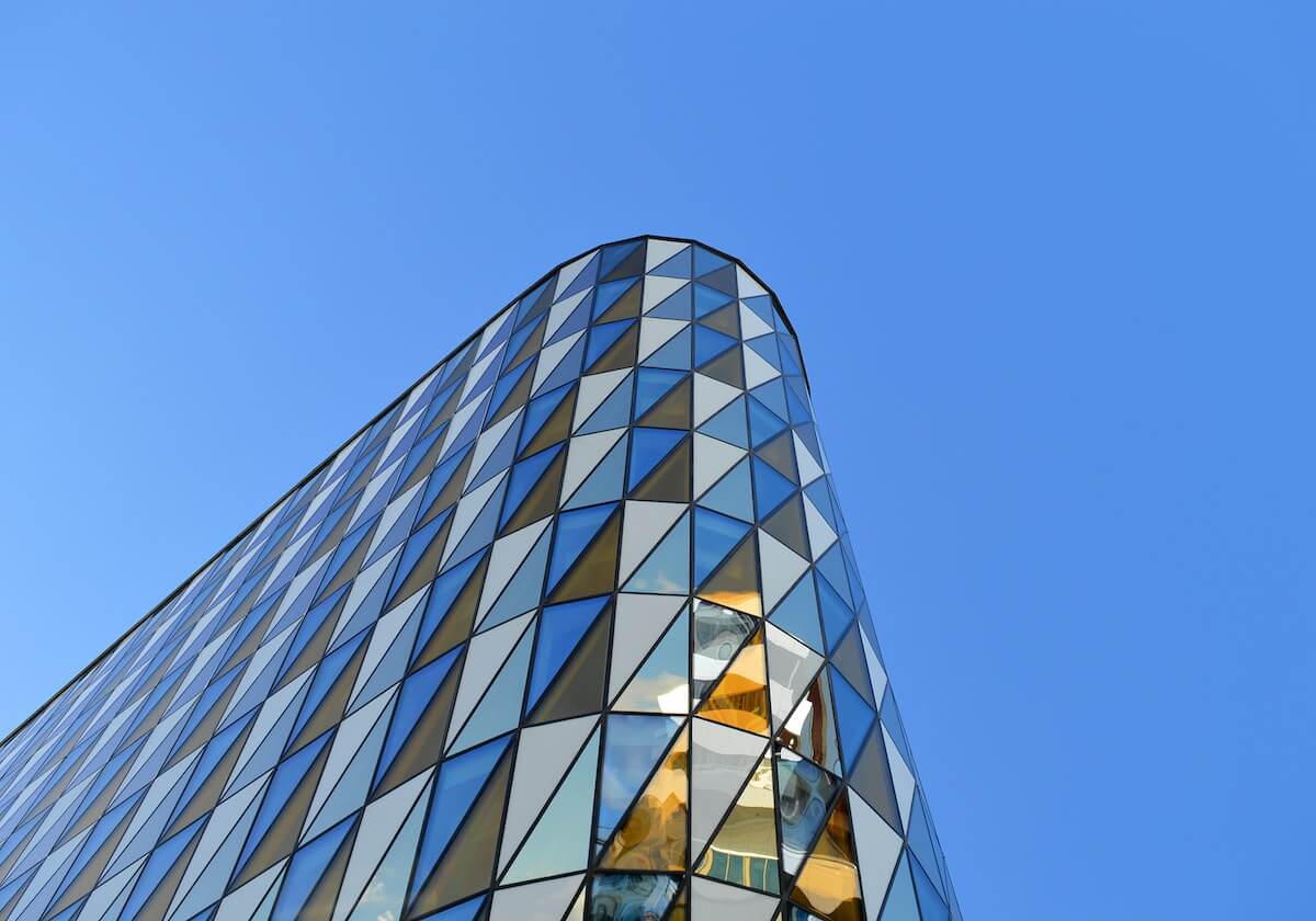 利物浦官宣！28万周薪引爆，铁三角失衡，麦卡续约悬了？